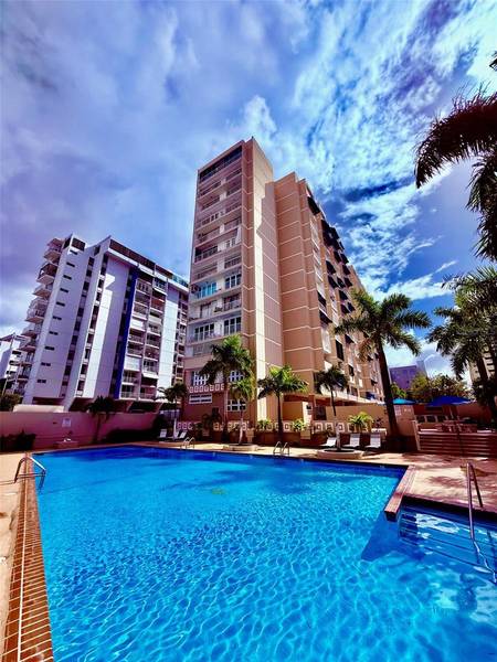 6267 ISLA VERDE AVE #14 O, Carolina, PR 00979