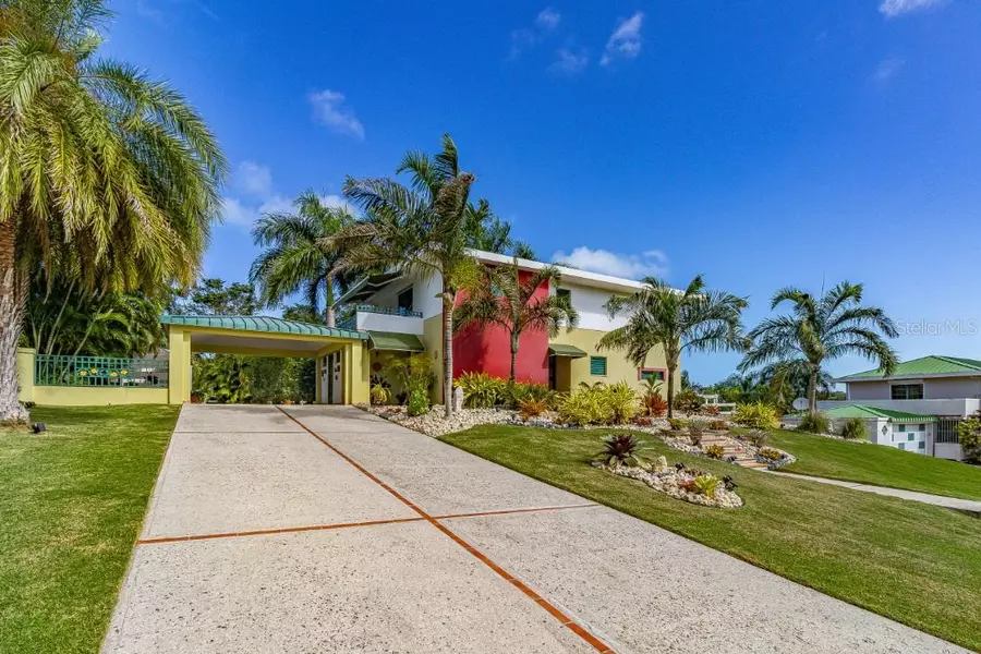 134 URB HACIENDA MARGARITA, Luquillo, PR 00773