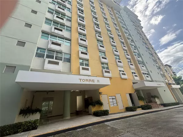 Guaynabo, PR 00968,J8 AVE SAN PATRICIO #2D