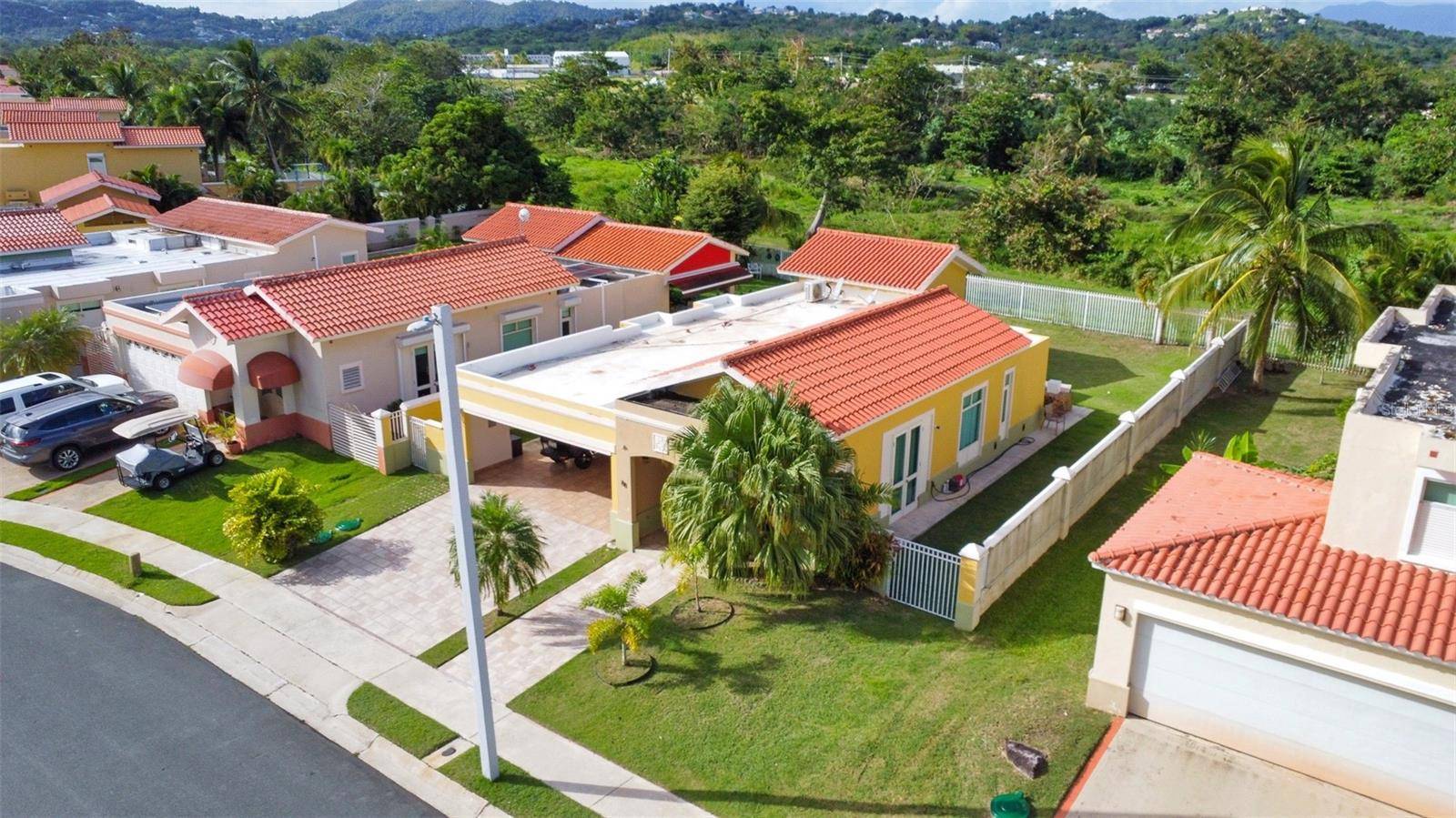 88 GREEN, Humacao, PR 00791