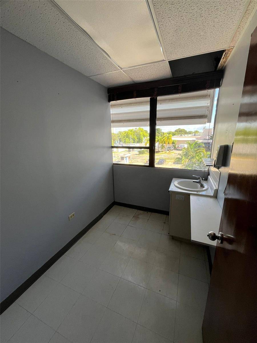 Ponce, PR 00717,161 AV. LAS AMÉRICAS
