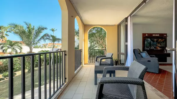 Humacao, PR 00791,100 CANDELERO #2129