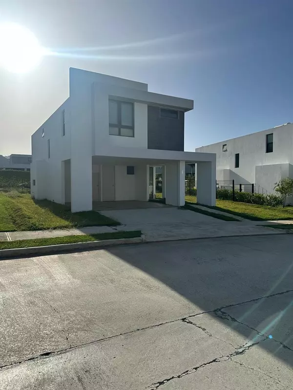Gurabo, PR 00778,Urb Los Sueños CALLE CIELO #211