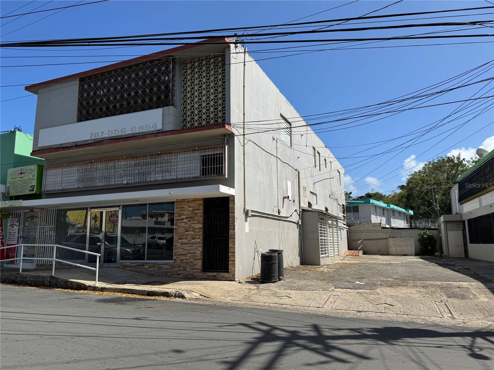 DR. LOPEZ BO. PUEBLO #104,  Fajardo,  PR 00738