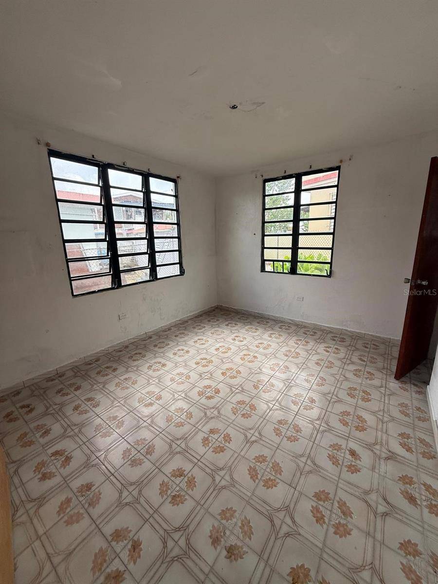 San Lorenzo, PR 00754,Loa Tamarindos CALLE NUM 5