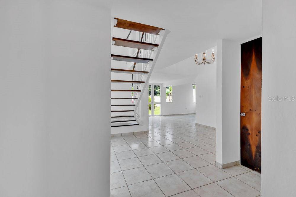 Toa Alta, PR 00953,VERONA ST. URB. FUENTEBELLA #1633