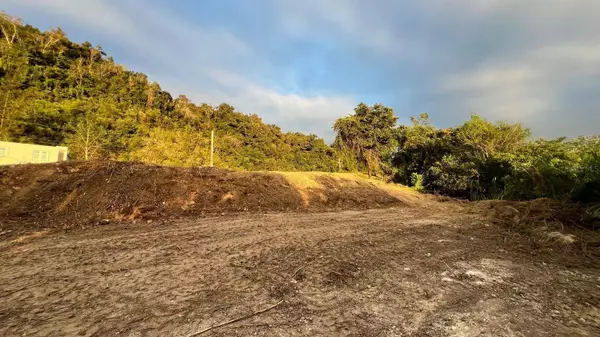 Solar 21 BO. RIO ARRIBA, Manati, PR 00674