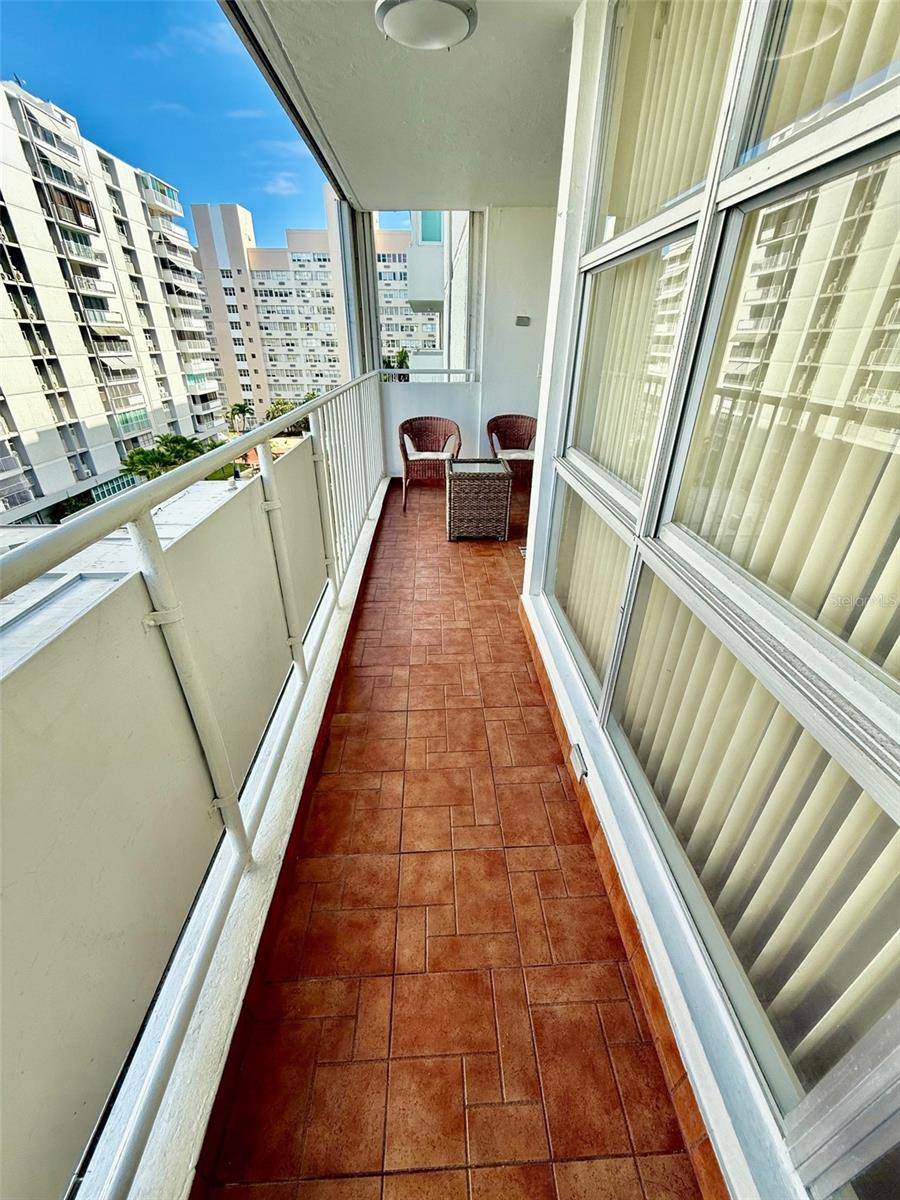 Carolina, PR 00979,6400 ISLA VERDE AVE #5B