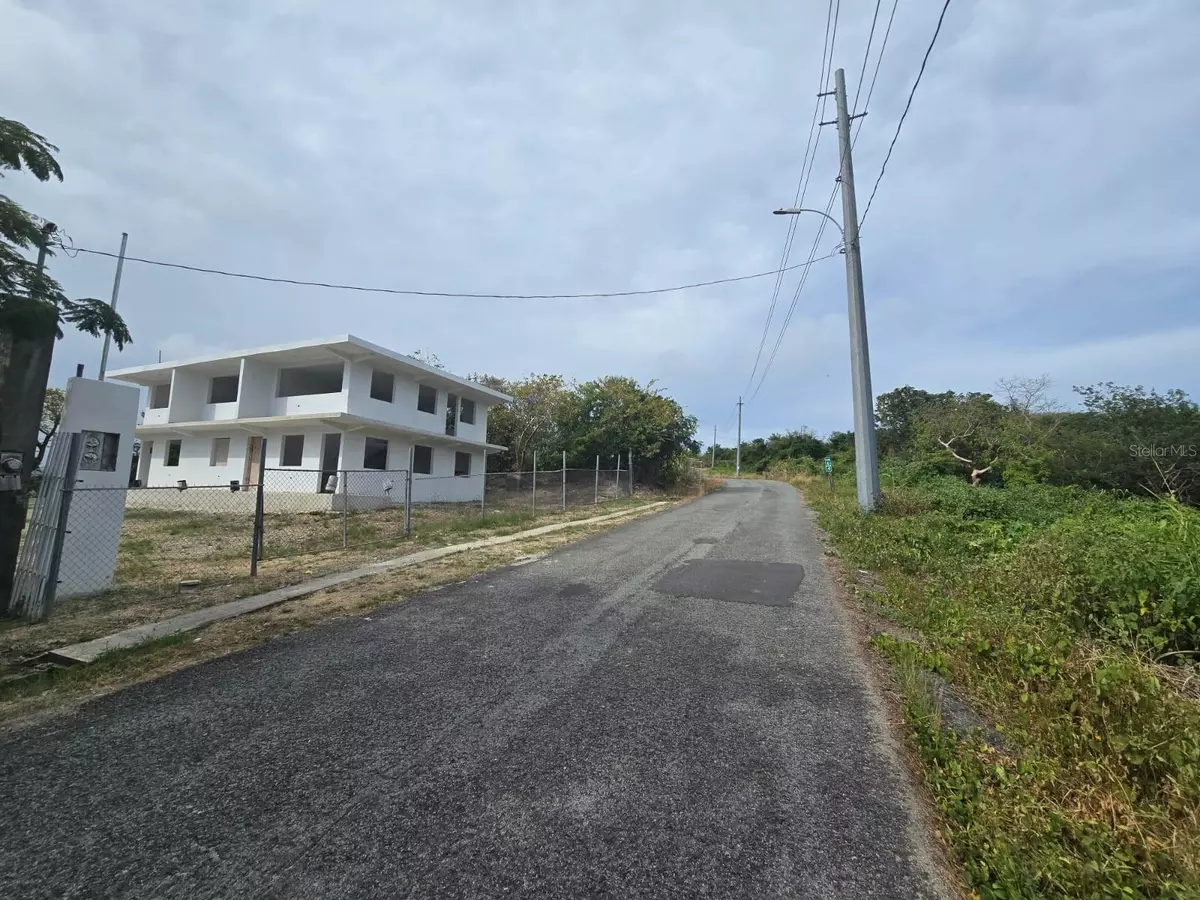 Yabucoa, PR 00767,Carr 906 Km 6.4 PLAYA GUAYANES