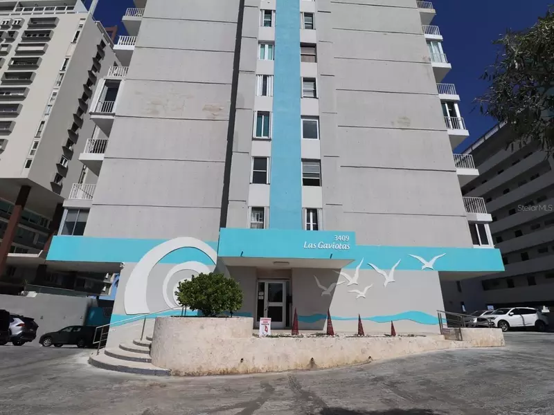 3409 AVE. ISLA VERDE #904, Carolina, PR 00979