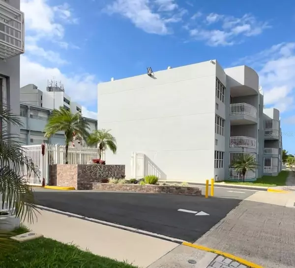 406 REV. HAYDEE CASTRO #202, Carolina, PR 00985