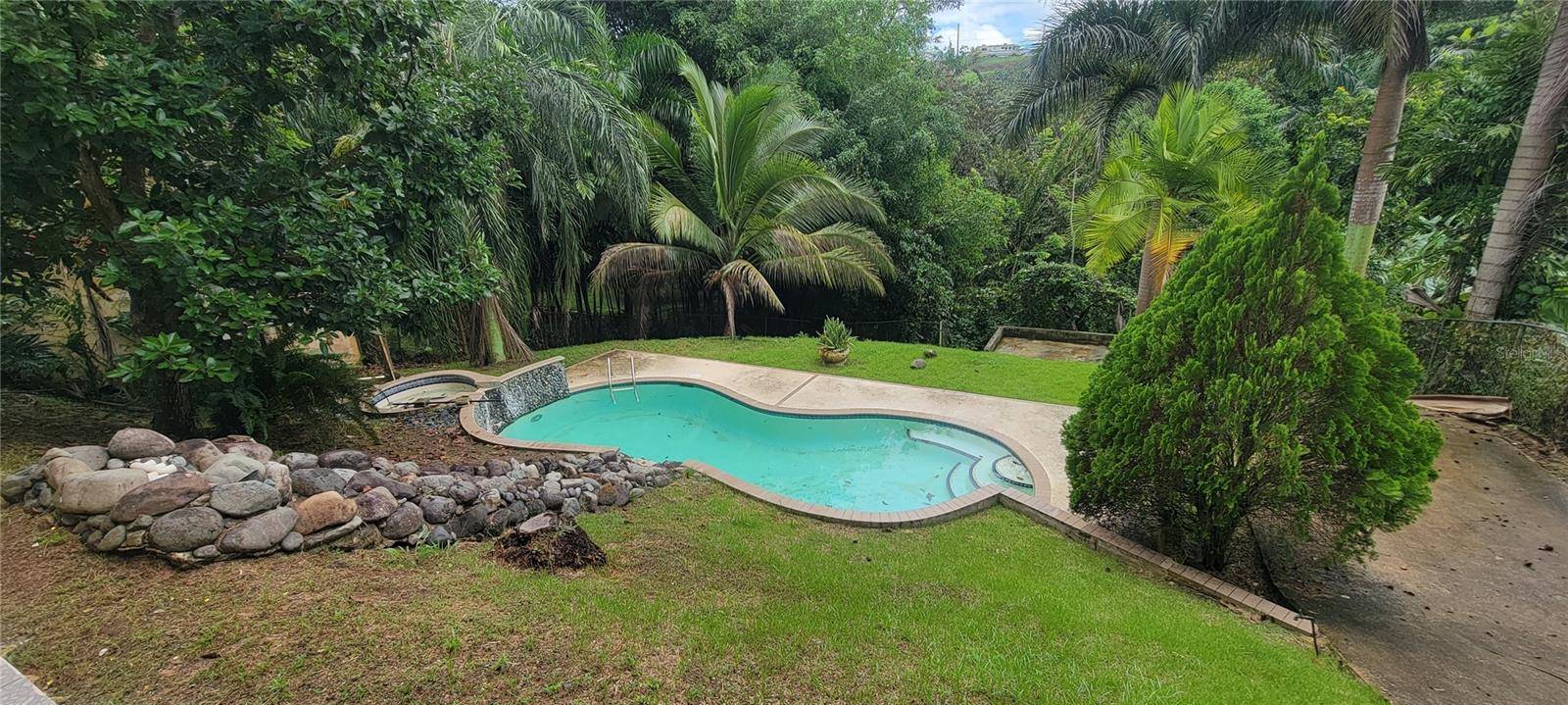 Trujillo Alto, PR 00976,4 RIACHUELO ST. #5, BRISAS DE CARRAIZO DEV.
