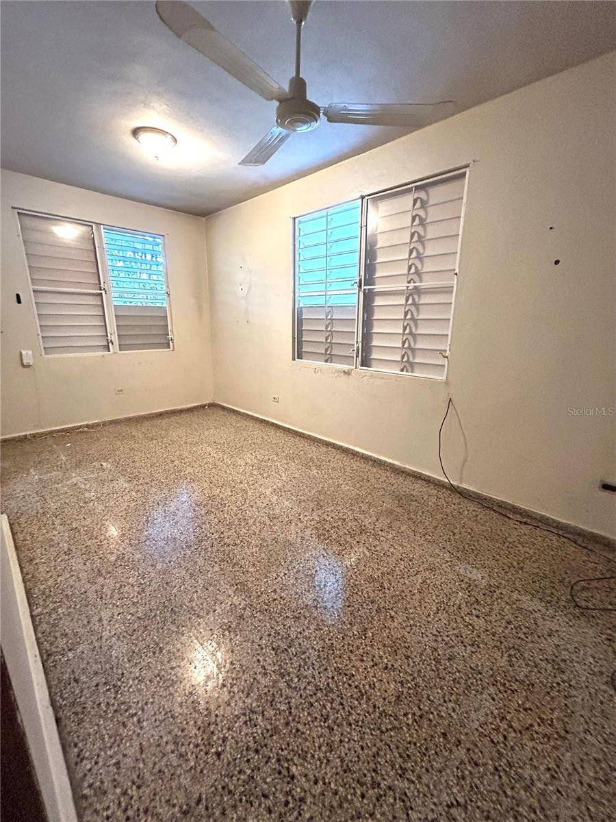 Vega Alta, PR 00692,Calle Sur SUR #64