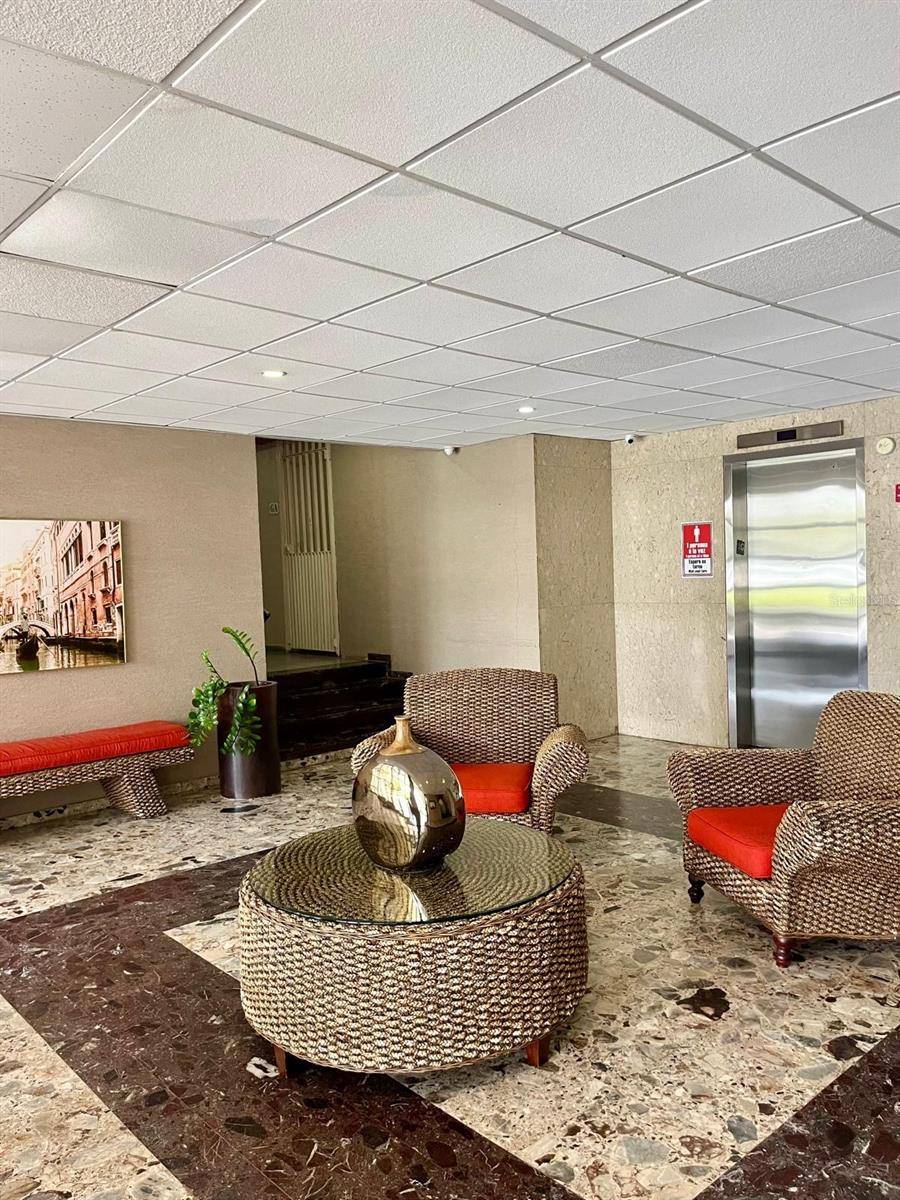 Isla Verde, PR 00979,#33 AVE LAGUNA #27 COND. LAGOMAR #PH-P