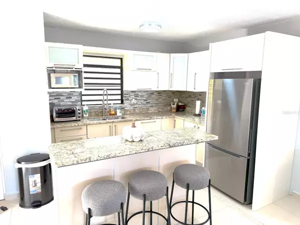 Humacao, PR 00791,100 CANDELERO DRIVE MONTESOL #2075