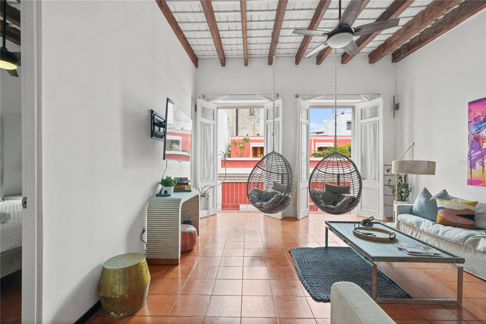 Old San Juan, PR 00901,358 CALLE LUNA