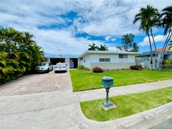Urb. Torrimar PASEO DE LA ALHAMBRA #1-16, Guaynabo, PR 00966