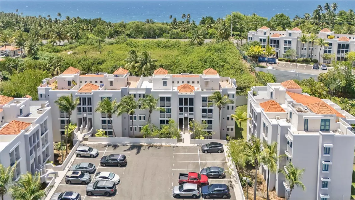 Vega Alta, PR 00692,COND. PALMA DORADA VILLAGE #Apt. J 1904