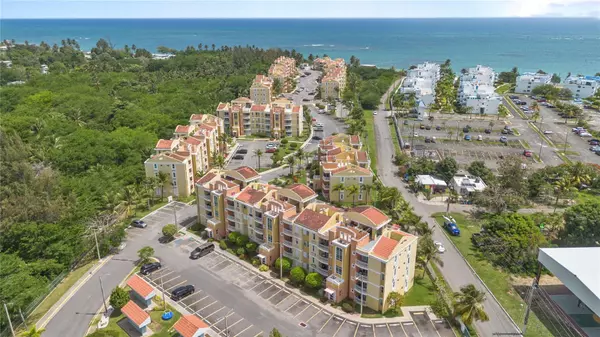 Mediania Alta VILLAS DEL MAR BEACH RESORT #H404, Loiza, PR 00772