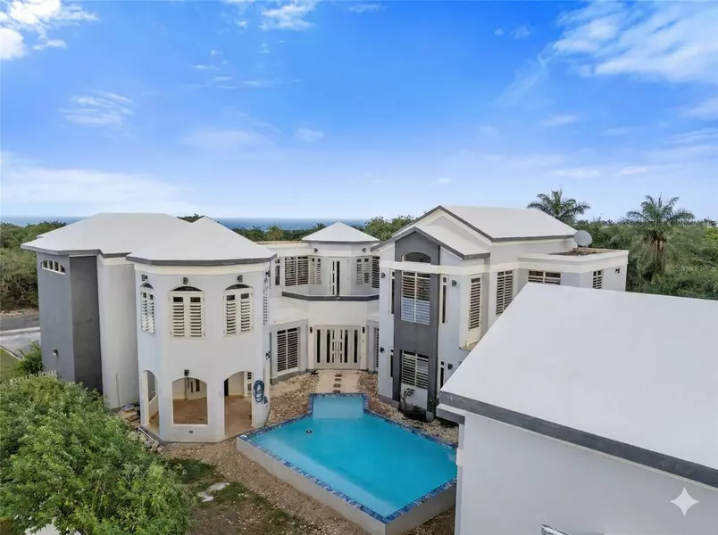 1960 OCEANIA, Isabela, PR 00662