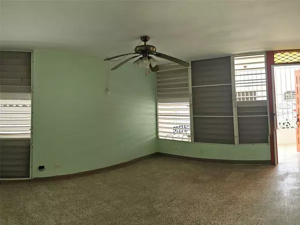 Carolina, PR 00985,3CN-22 VIA 62