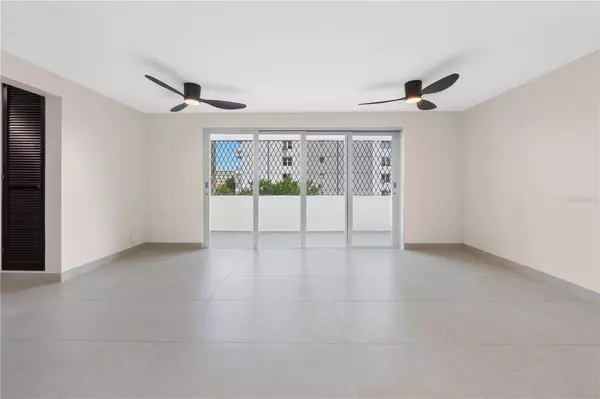 San Juan, PR 00907,1436 ESTRELLA #302