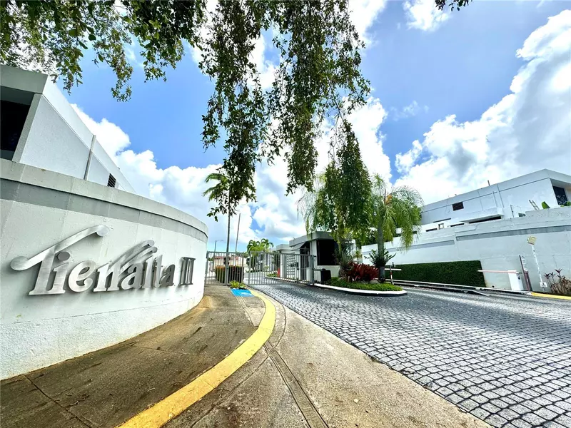 M-12 TORTOLA, Guaynabo, PR 00969