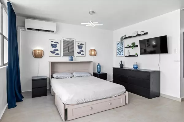 San Juan, PR 00907,1035 ASHFORD #1208