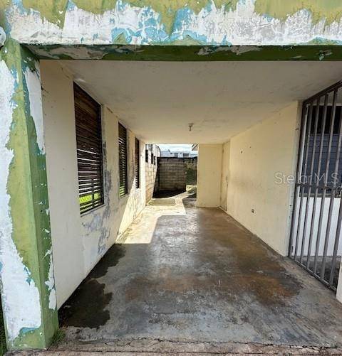 Arecibo, PR 00612,J8 Calle Caobo URB. LOS LLANOS