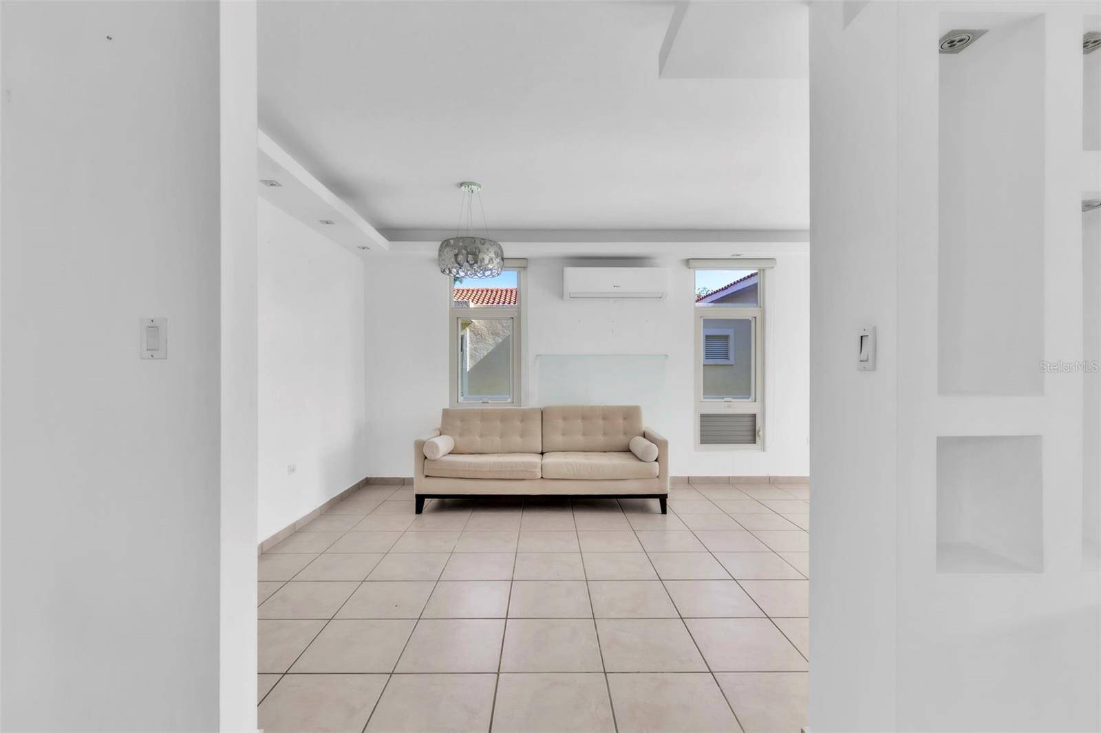 Humacao, PR 00791,125 TEE ST #125