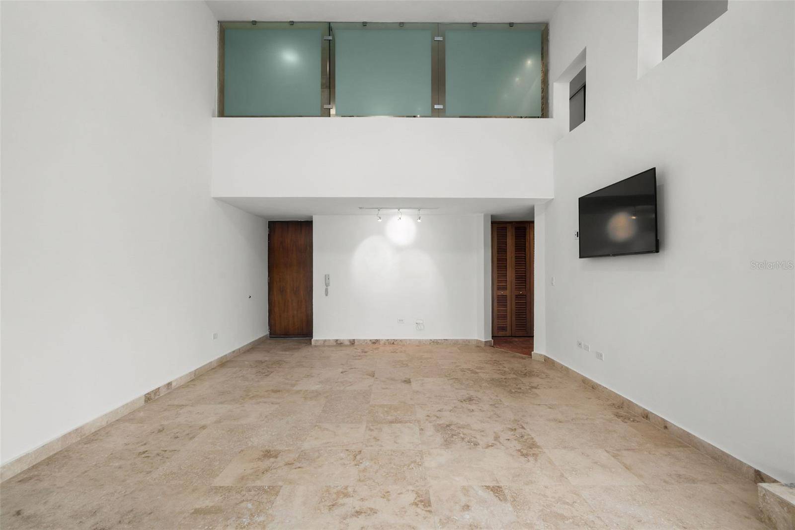 Guaynabo, PR 00969,3011 ALEJANDRINO AVE #2103