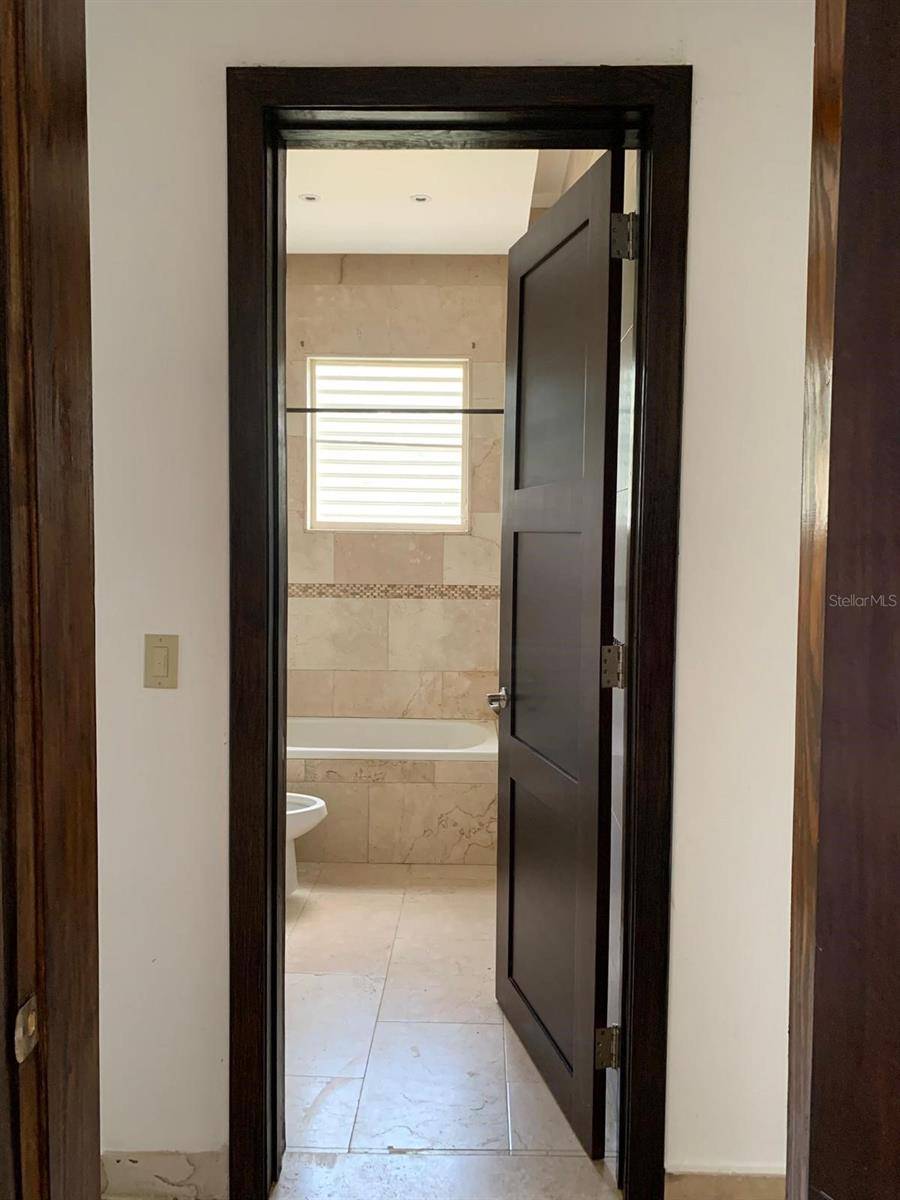 Trujillo Alto, PR 00976,181 Street URB. KENNEDY HILLS