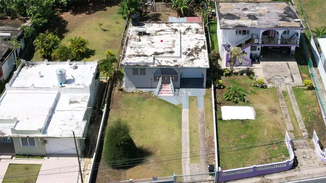 686 st, Sol ave. BO PUERTO NUEVO #22, Vega Baja, PR 00693