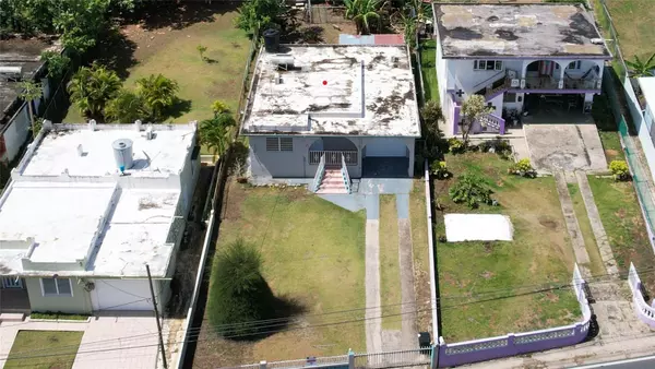 686 st, Sol ave. BO PUERTO NUEVO #22, Vega Baja, PR 00693