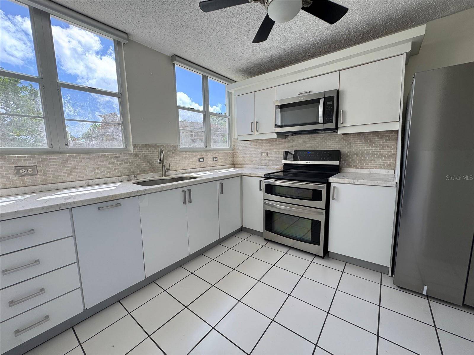 Guaynabo, PR 00969,Caparra Chalets 49 CALLE 8 #PH 1A7