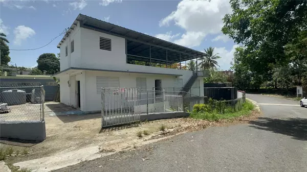Trujillo Alto, PR 00976,BARRIADA GONZALEZ II LAS CUEVAS #6