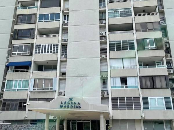 Cond. Laguna Gardens 2 AVE. LAGUNA #8E, Carolina, PR 00979