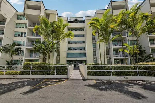 37 COND ATRIUM PARK REGINA MEDINA #Apt 408C, Guaynabo, PR 00969