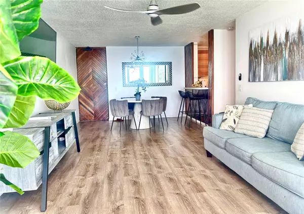 Luquillo, PR 00773,Sandy Hills CALLE MATIENZO CINTRON #21-B East