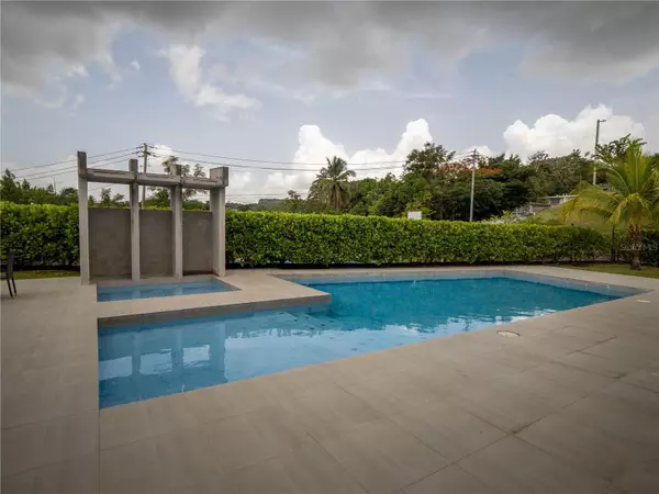 Guaynabo, PR 00965,199 AVE SAN IGNACIO #3101