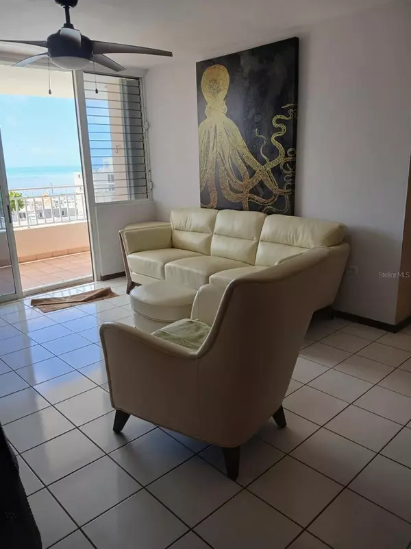 Fajardo, PR 00738,Ave 400-A VISTA REAL #7-8
