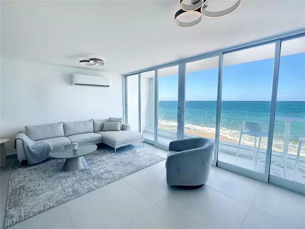 San Juan, PR 00907,1035 Ashford MIRADOR DEL CONDADO #204