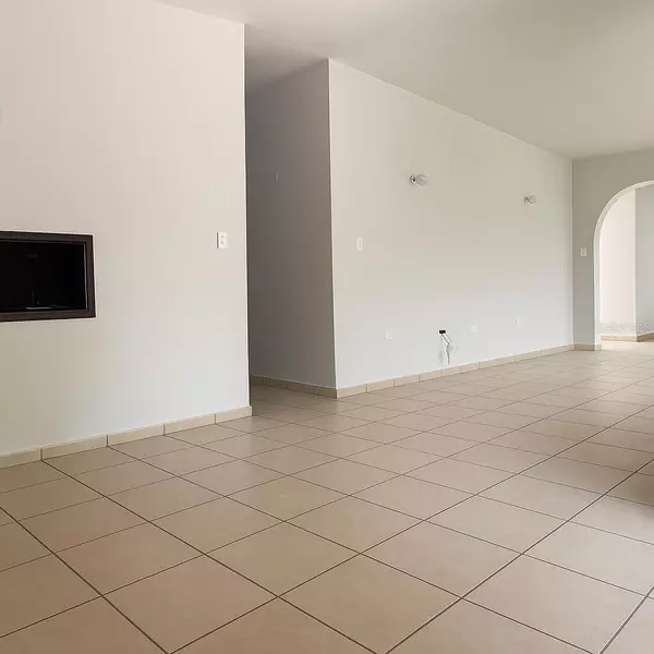 Ponce, PR 00731,3 CLARISA ST #447