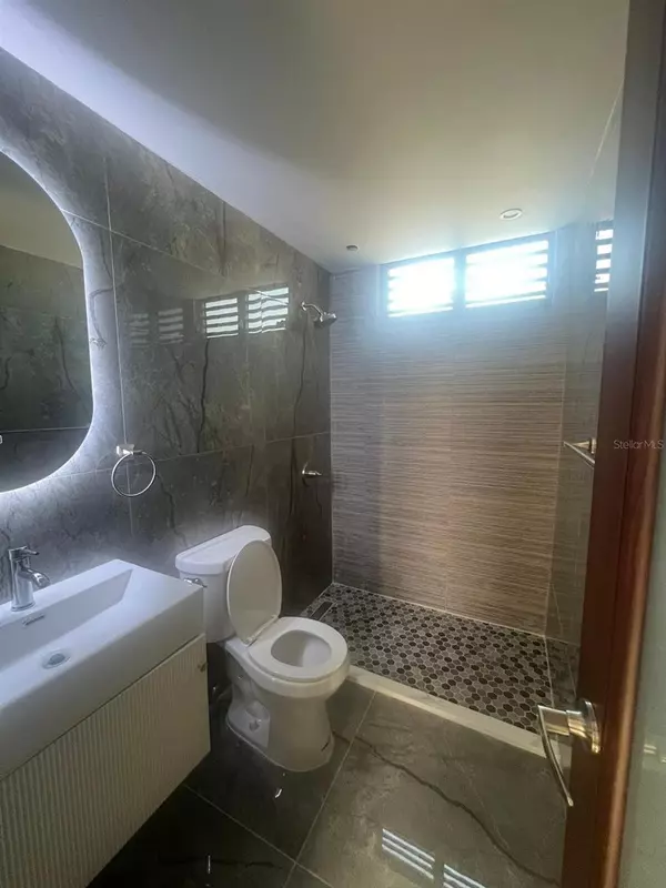 Catano, PR 00962,RD1 URB MARINA BAHIA