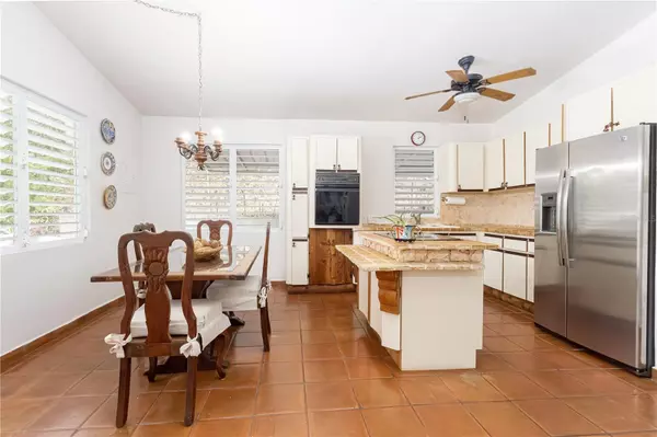 Guayama, PR 00784,179 Road, KM 3.0 BO GUAMANI #4