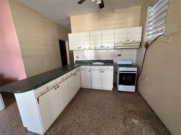 Bayamon, PR 00956,S-6 Santa Juanita ABAD N