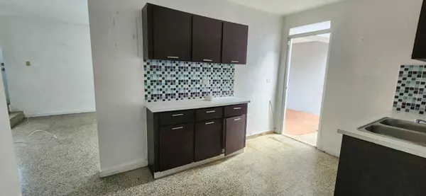 Bayamon, PR 00956,Urb. Irlanda Heights CALLE MIZAR