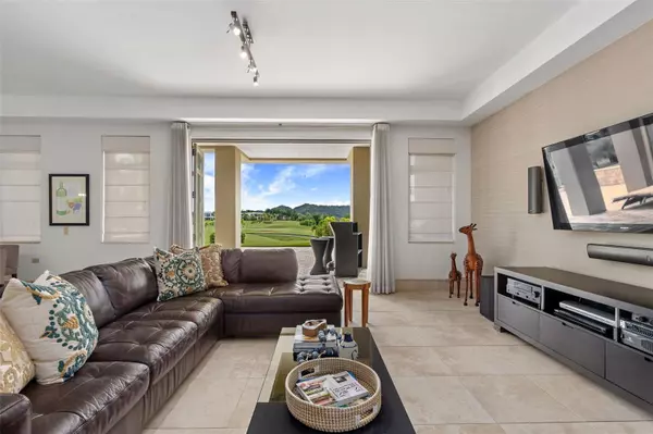 Dorado, PR 00646,500 PLANTATION DR #2-101