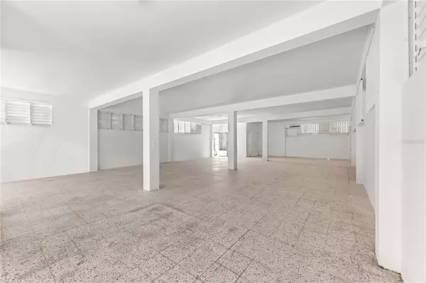 Patillas, PR 00723,3 KM 114.9 BO. GUARDARRAYA