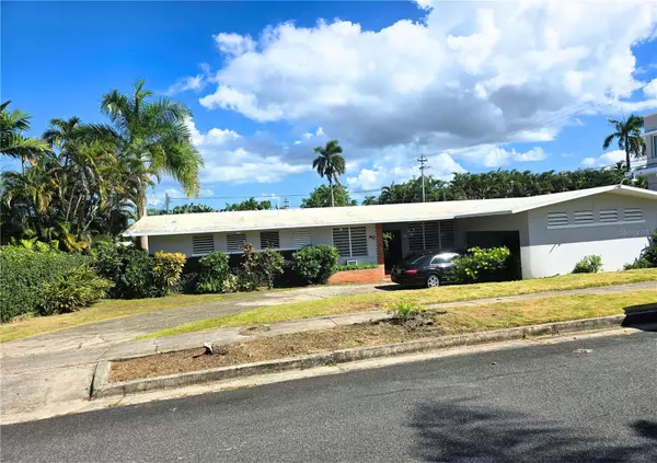 13 CALLE, Guaynabo, PR 00966